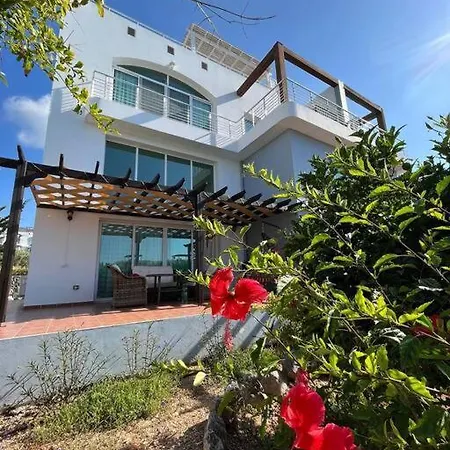 Appartement двух спальный в татлысу Crystal Bay Marina Akanthou